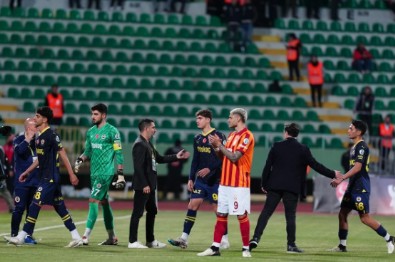 Mauro Icardi, Fenerbahçe U19 takımını neden alkışladı? Açıklama geldi