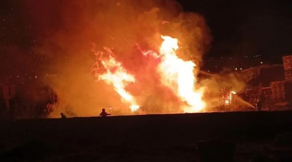 Palet fabrikası alev aldı! Bursa'da korkutan yangın