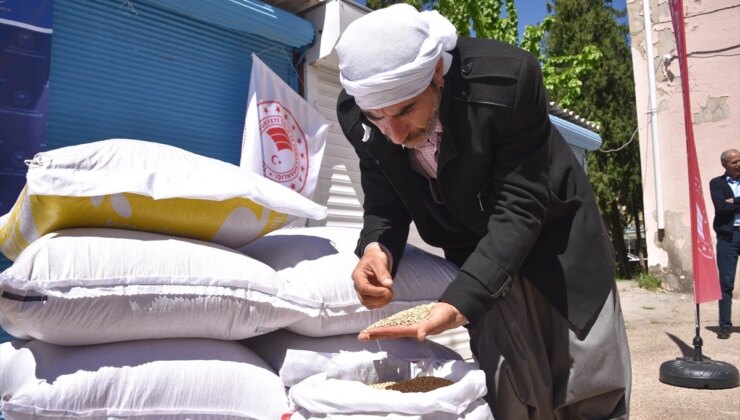 Şanlıurfa’da üreticilere 11 ton çeltik tohumu dağıtıldı