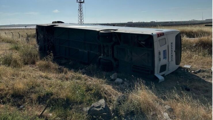 Şanlıurfa’da güne korkunç kazayla başladı! Yolcu otobüsü devrildi, yaralılar